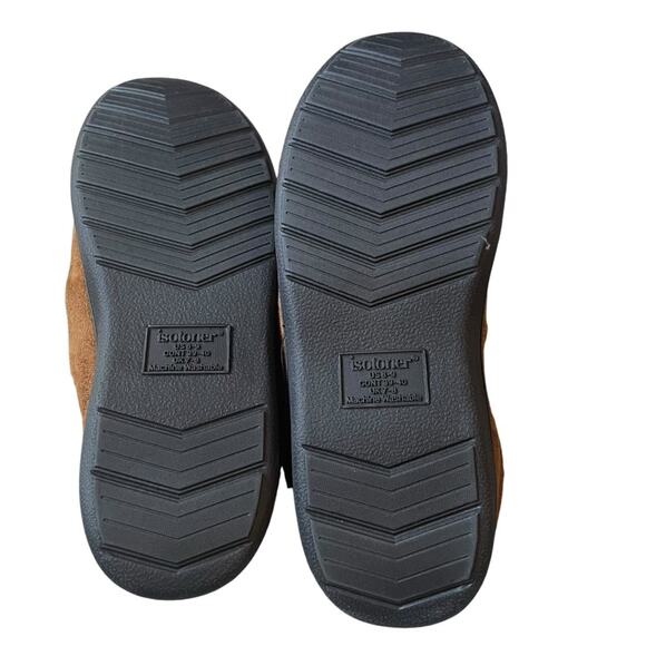 Isotoner Signature Memory Foam Slippers Size 8-9 Medium NWT - Picture 12 of 13